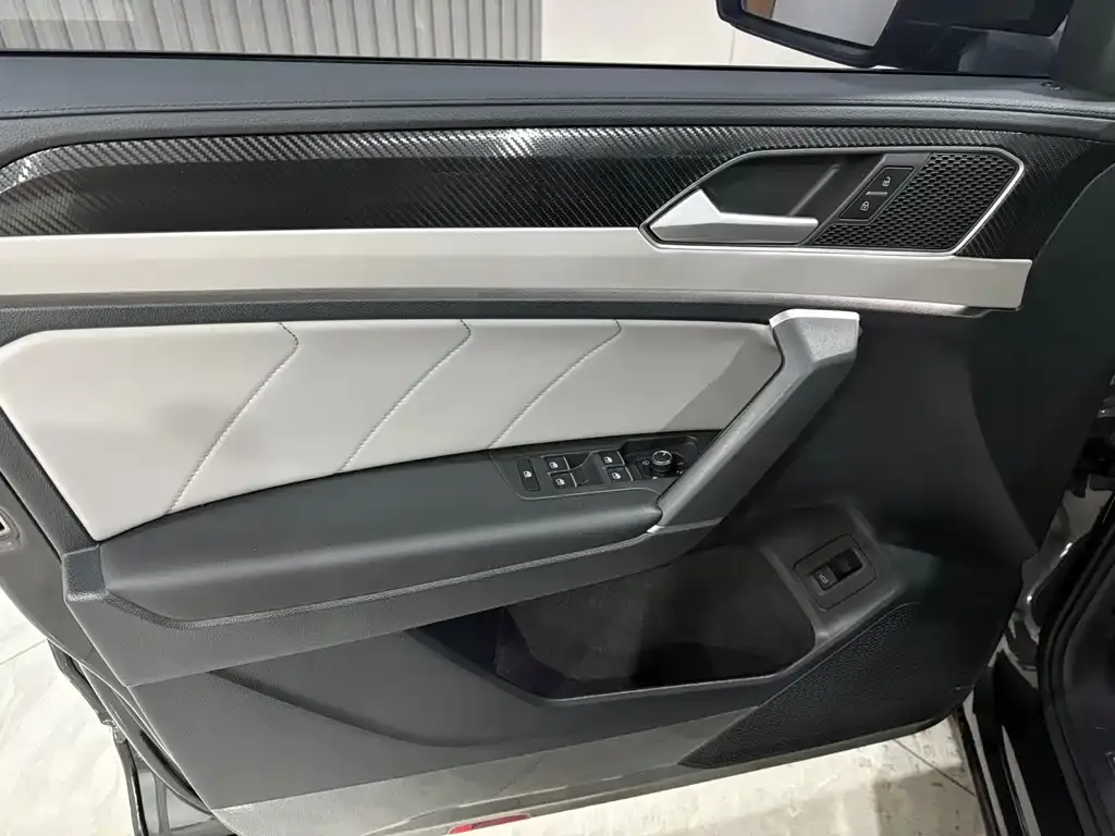 Volkswagen Tayron 2022 из CN, фото 9