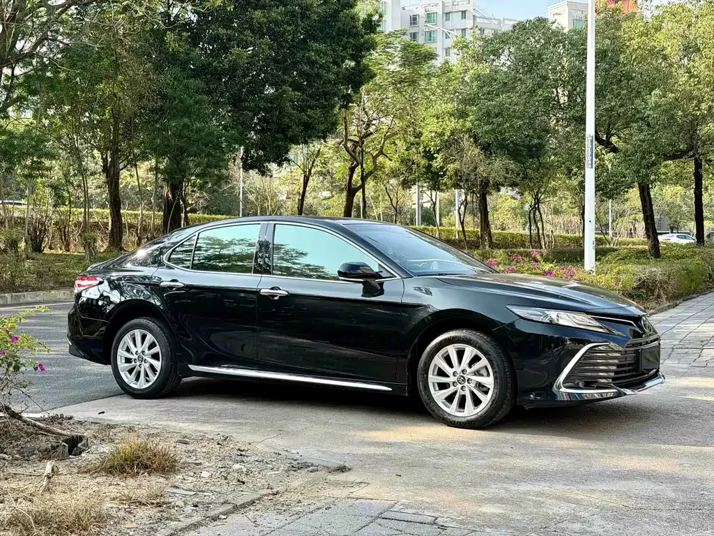 Toyota Camry 2023 из CN, фото 3