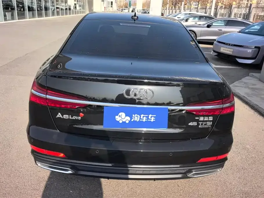 Audi A6L 2022 из CN, фото 10