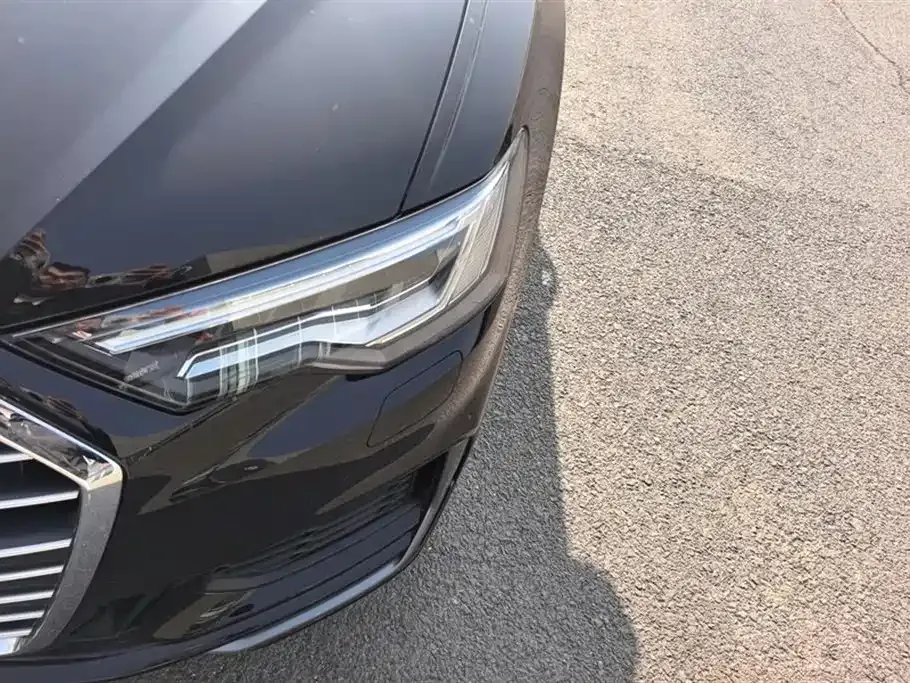 Audi A6L 2022 из CN, фото 9