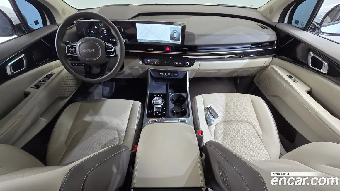 Kia Carnival — фото 10