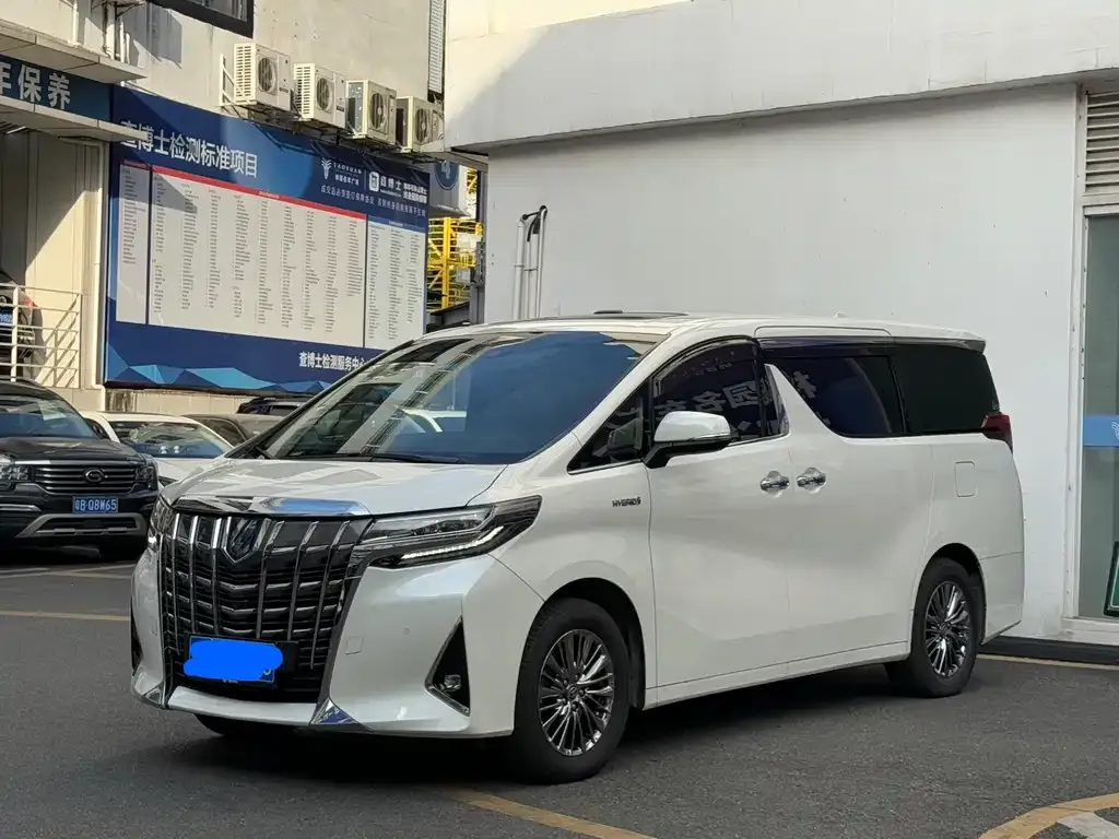 Toyota Alphard 2021 из CN, фото 1