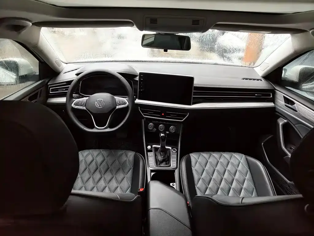 Volkswagen Sagitar 2023 из CN, фото 3