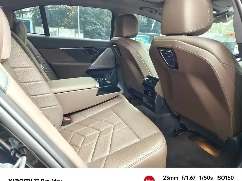 BMW i5 2024 из CN, фото 10