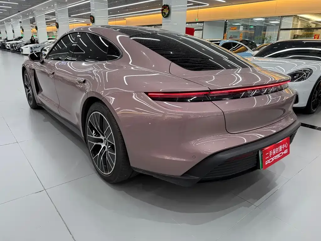 Porsche Taycan 2021 из CN, фото 8