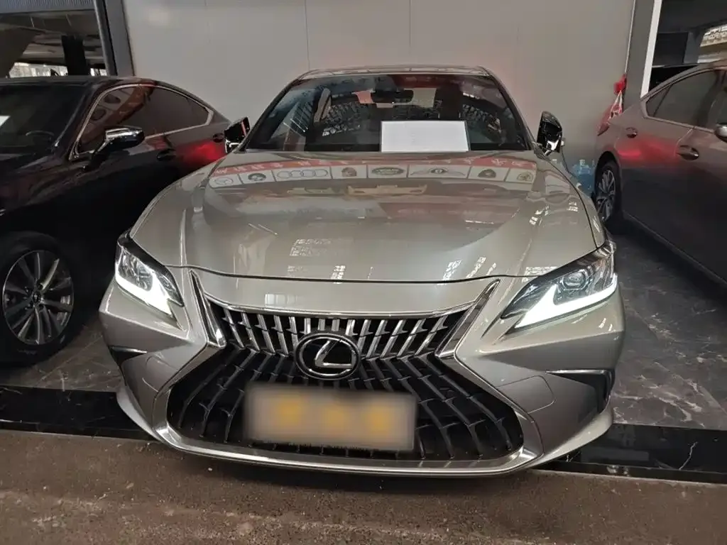 Lexus ES 2024 из CN, фото 8