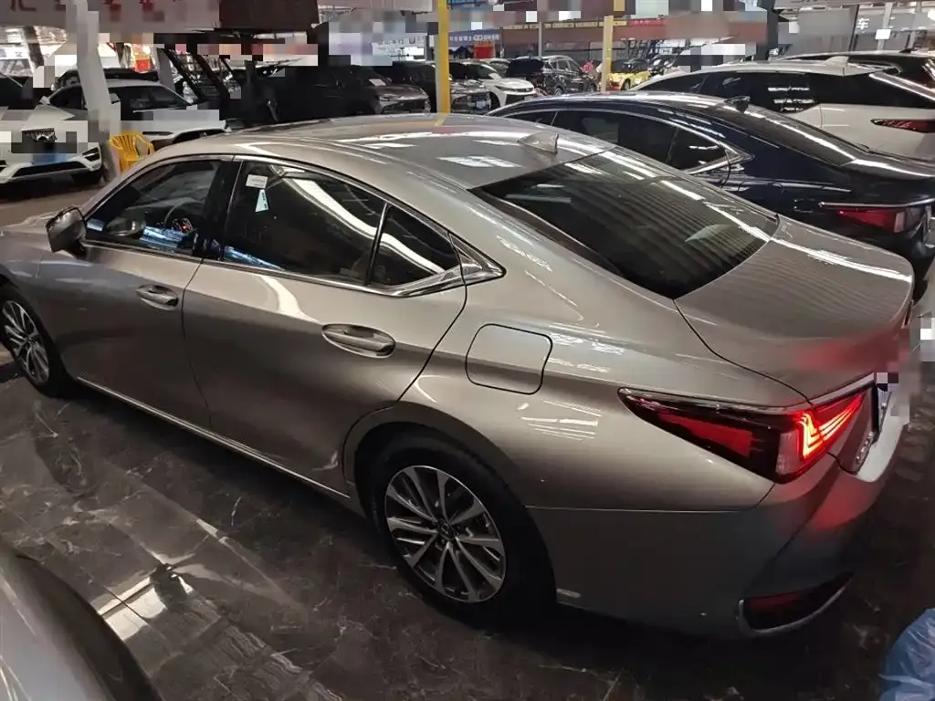 Lexus ES 2024 из CN, фото 4