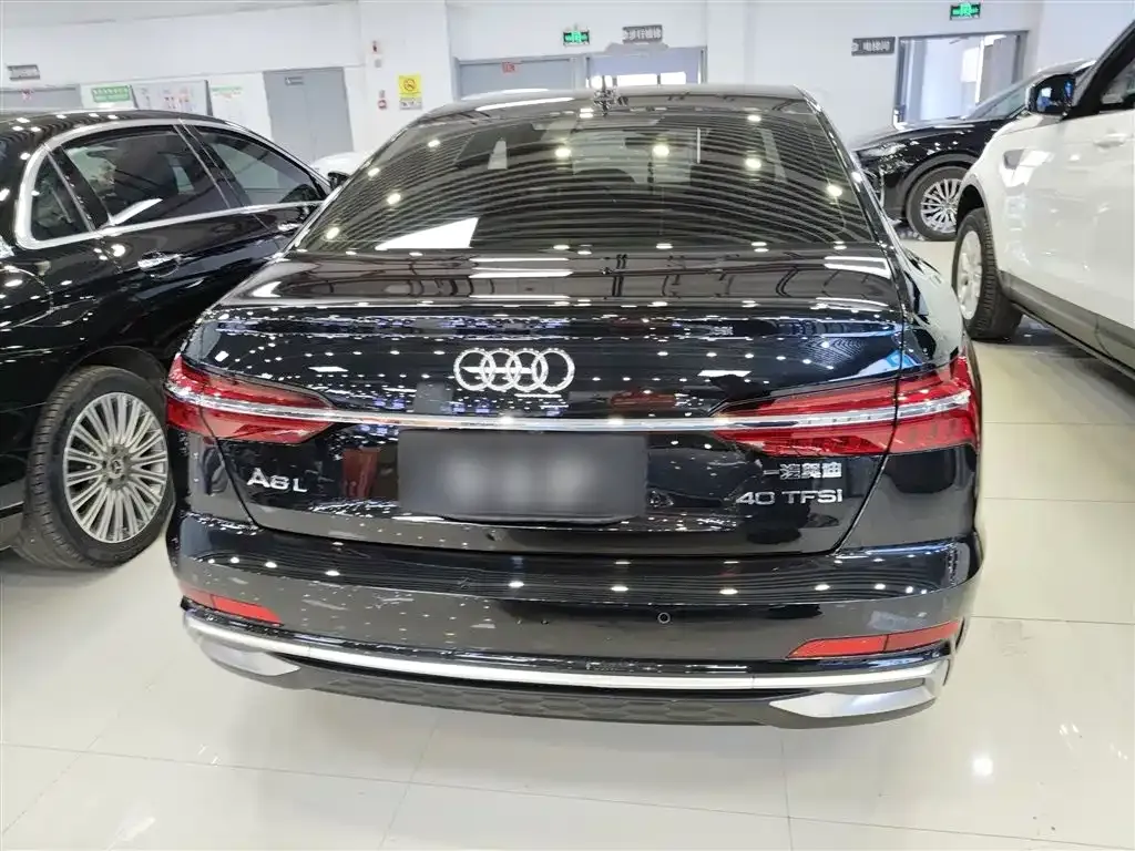 Audi A6L 2024 из CN, фото 6