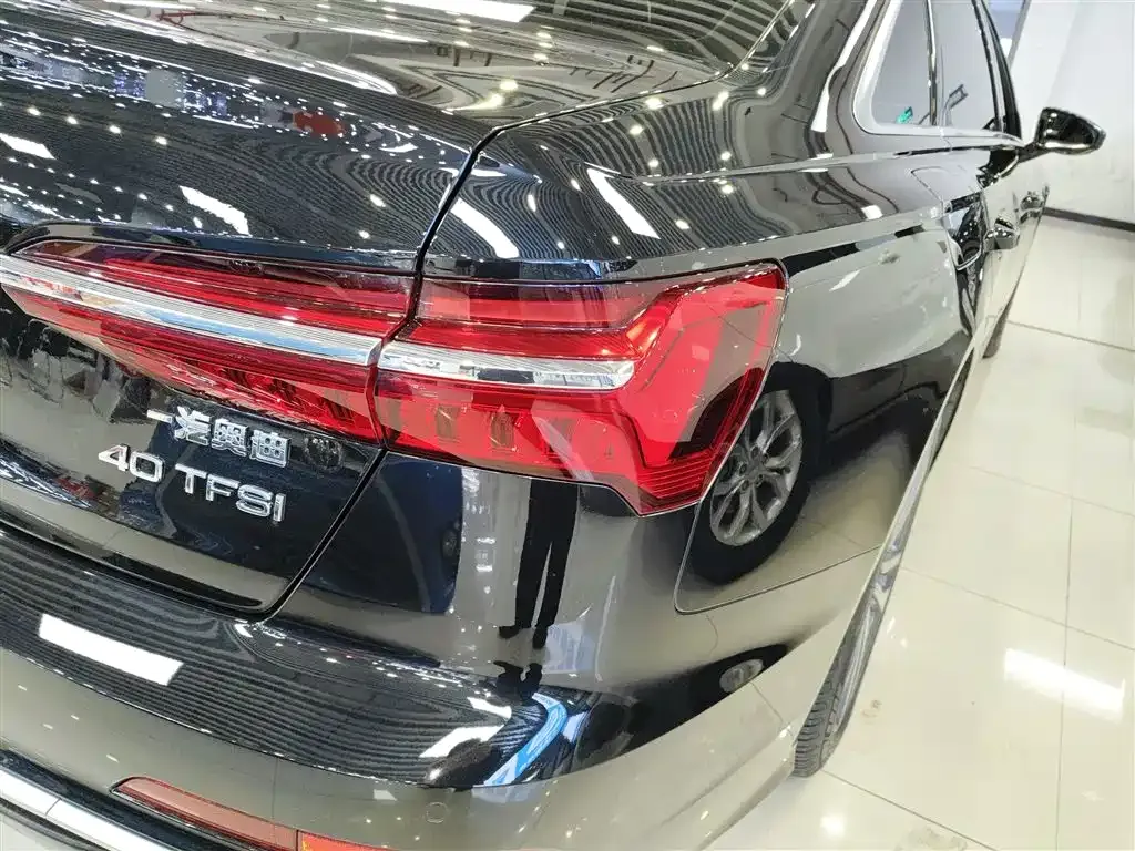 Audi A6L 2024 из CN, фото 4