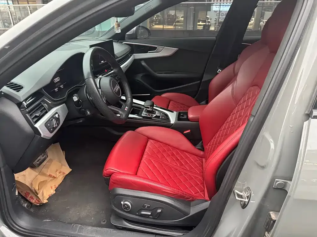 Audi S4 2023 из CN, фото 8