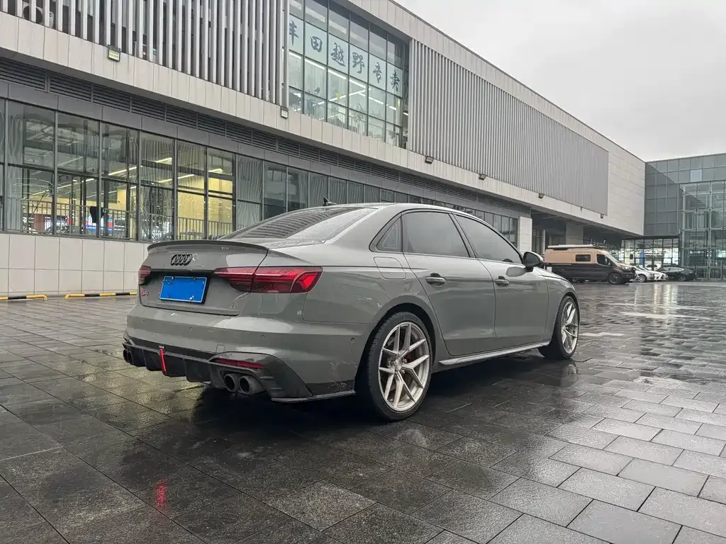 Audi S4 2023 из CN, фото 10