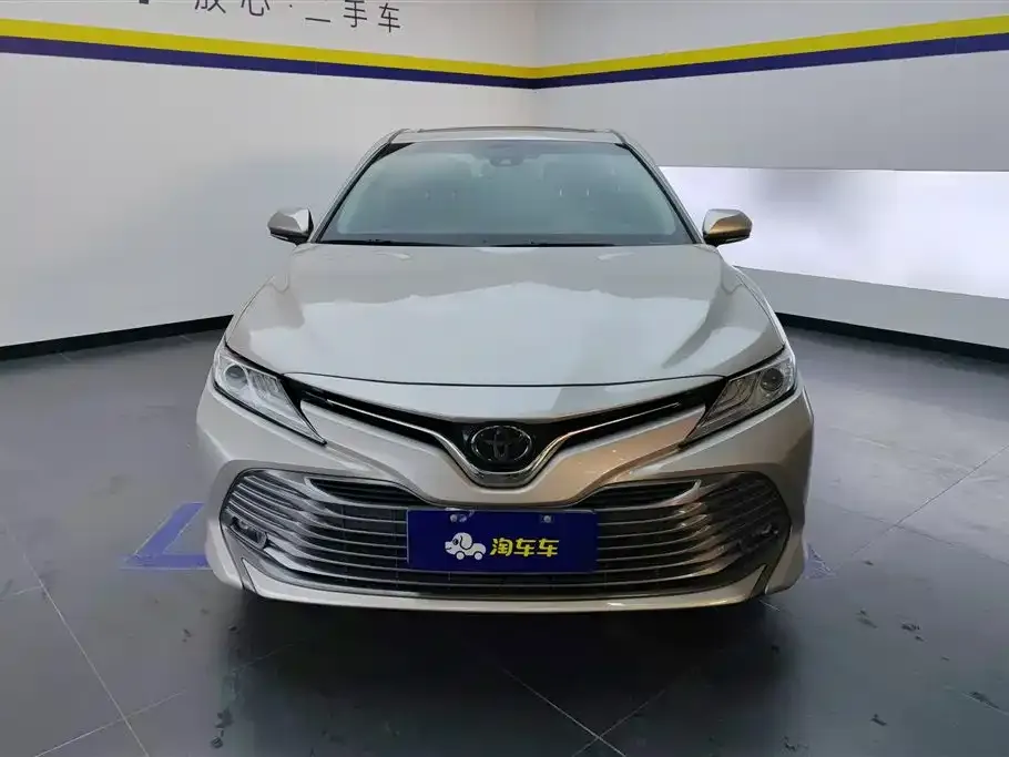 Toyota Camry 2021 из CN, фото 8