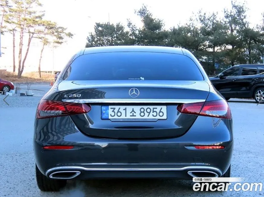 Mercedes-Benz E-Class 2022 из KR, фото 7