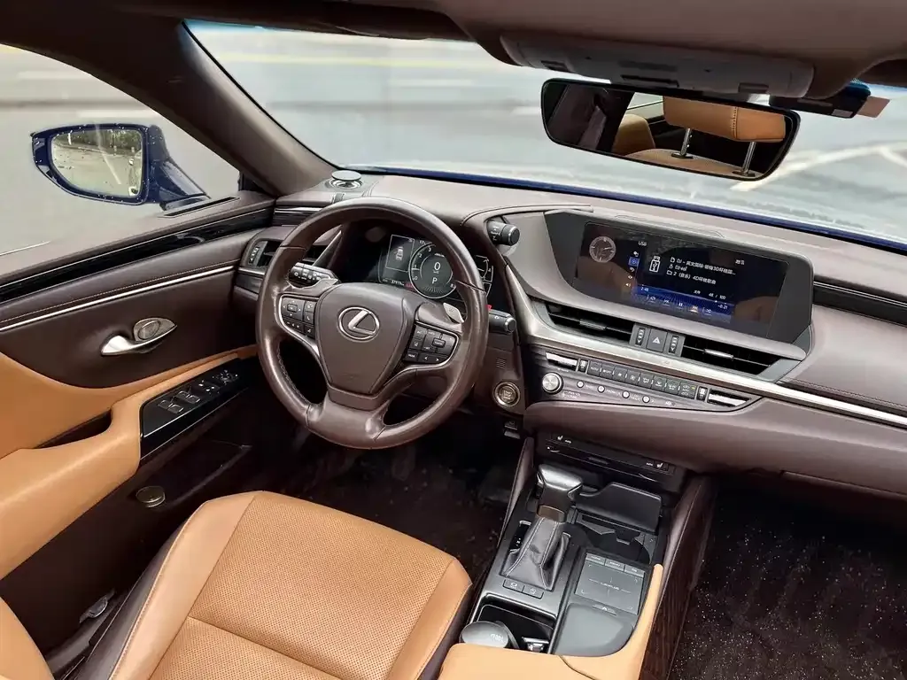 Lexus ES 2021 из CN, фото 6