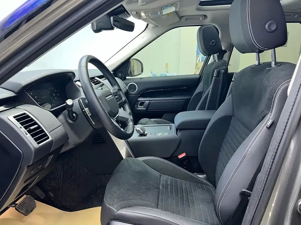 Land Rover Discovery 2024 из CN, фото 7