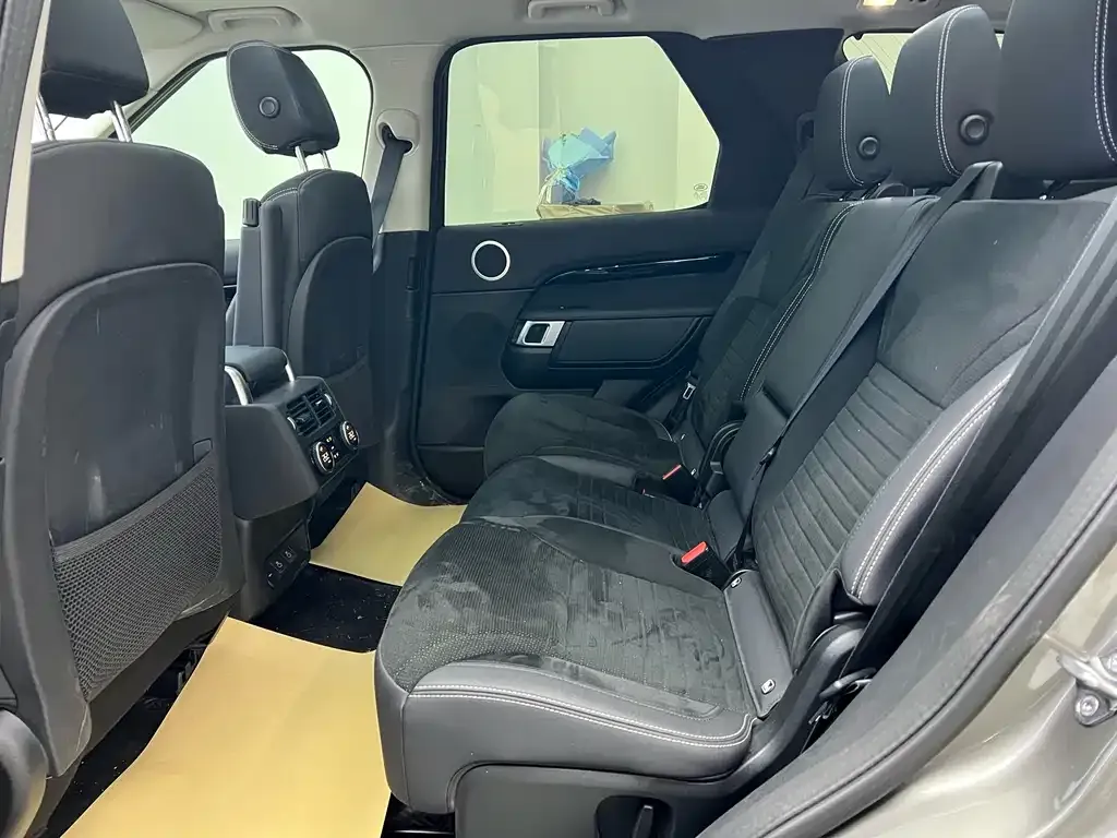 Land Rover Discovery 2024 из CN, фото 3