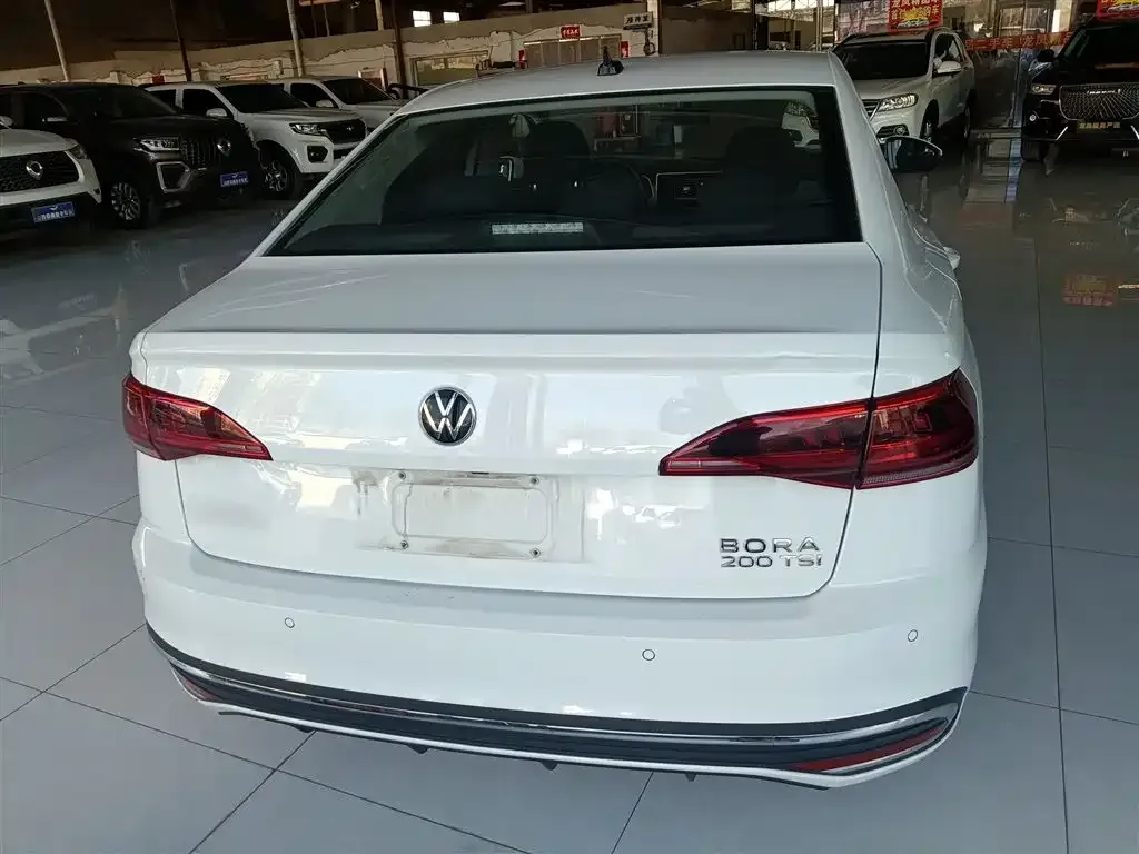 Volkswagen Bora 2024 из CN, фото 8