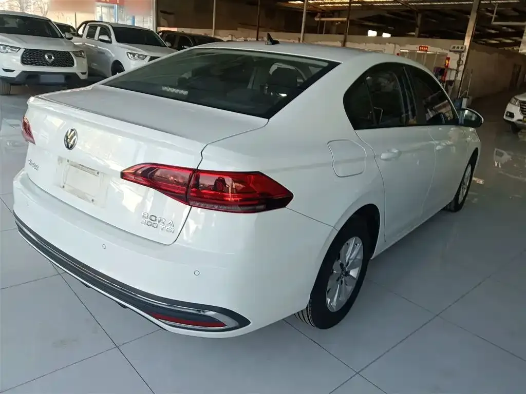 Volkswagen Bora 2024 из CN, фото 7
