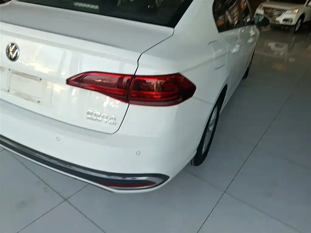 Volkswagen Bora 2024 из CN, фото 5