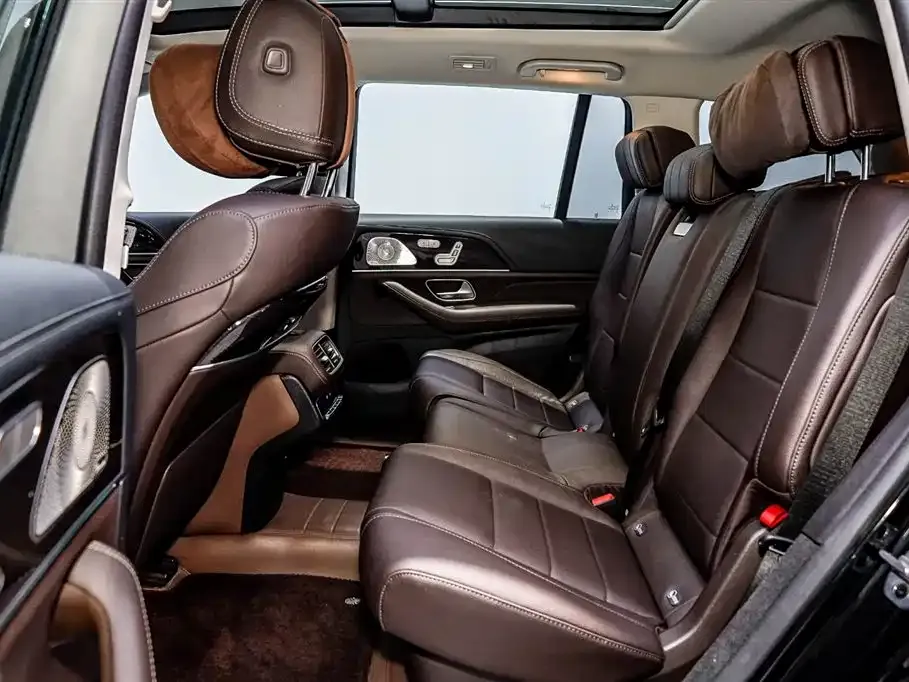 Mercedes-Benz GLS — фото 9