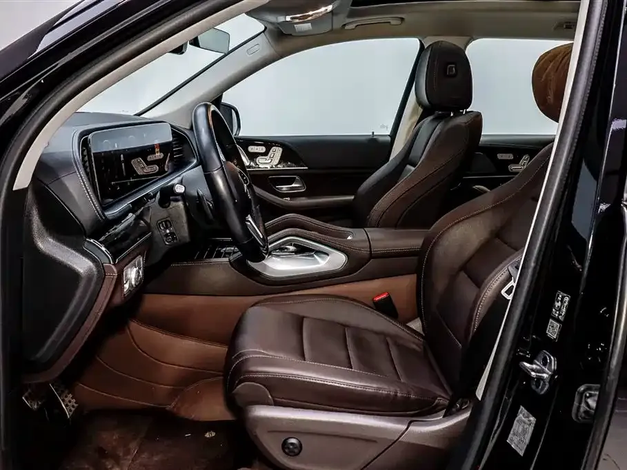 Mercedes-Benz GLS — фото 10