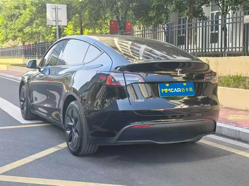Tesla Model Y 2023 из CN, фото 10