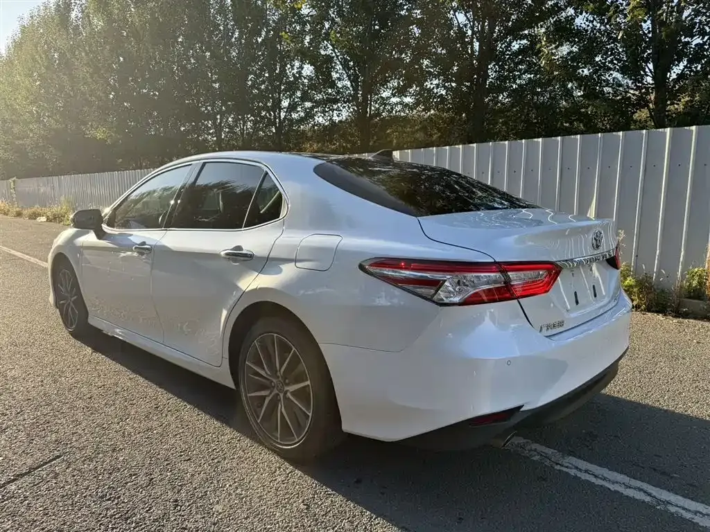 Toyota Camry 2022 из CN, фото 10