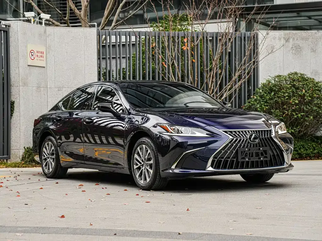 Lexus ES 2023 из CN, фото 5