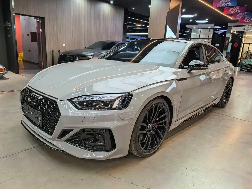 Audi RS 5 2022 из CN, фото 1