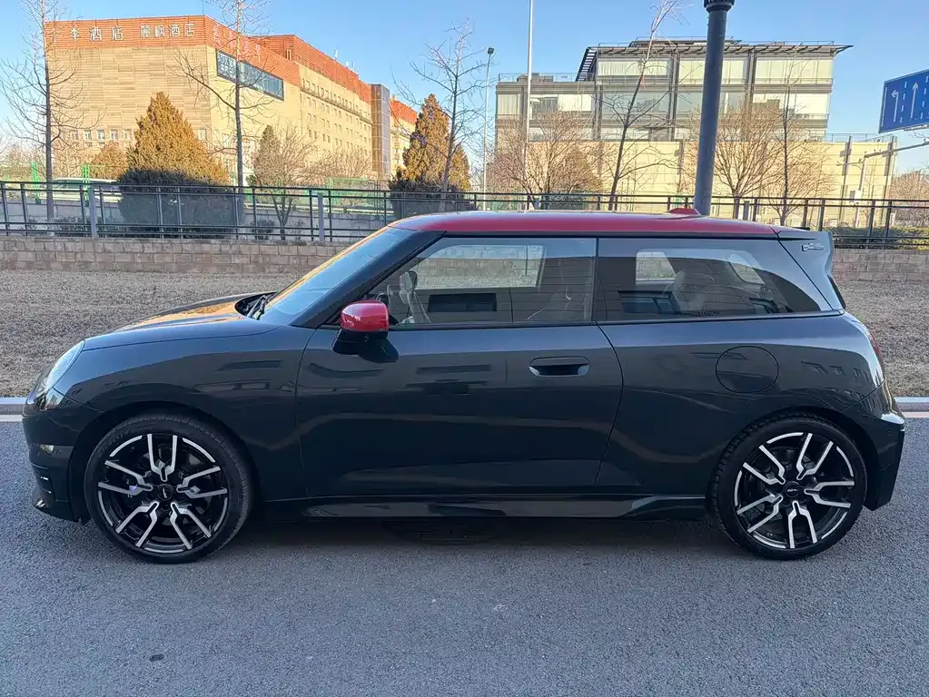 MINI Cooper EV 2023 из CN, фото 5
