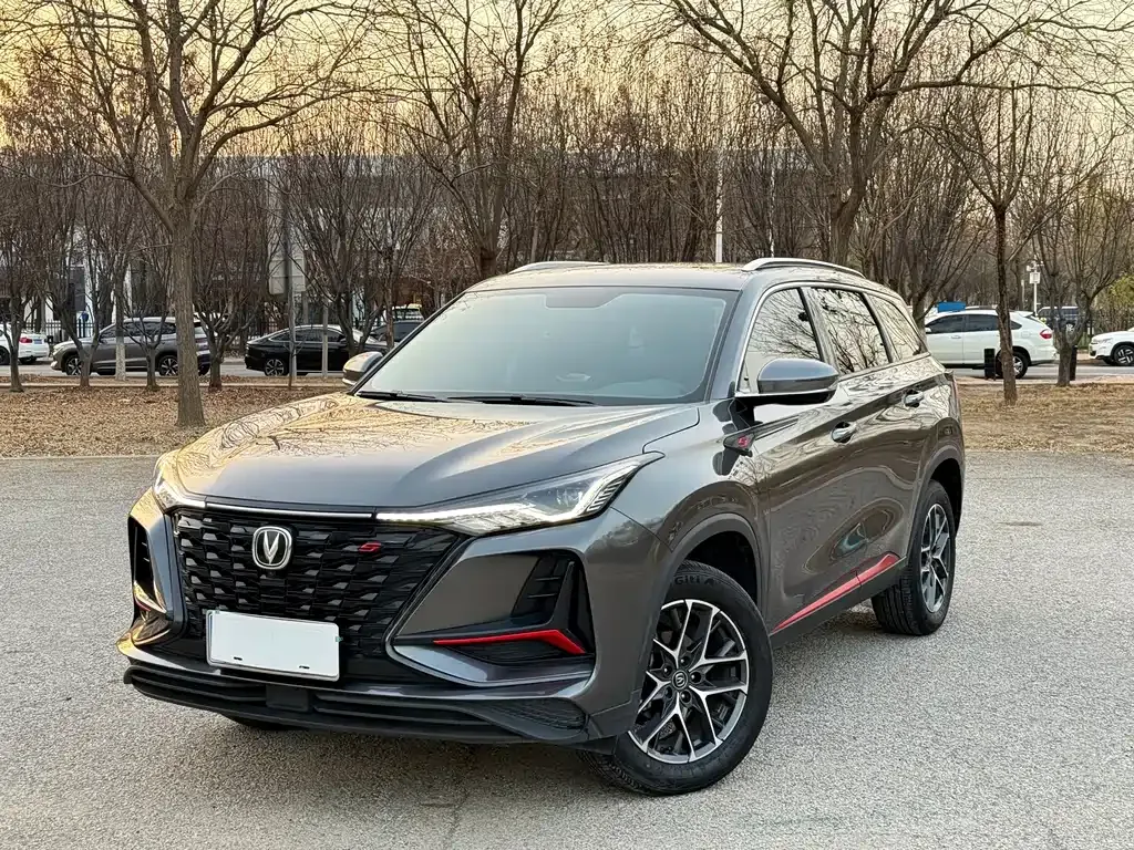 Changan CS75PLUS — фото 1