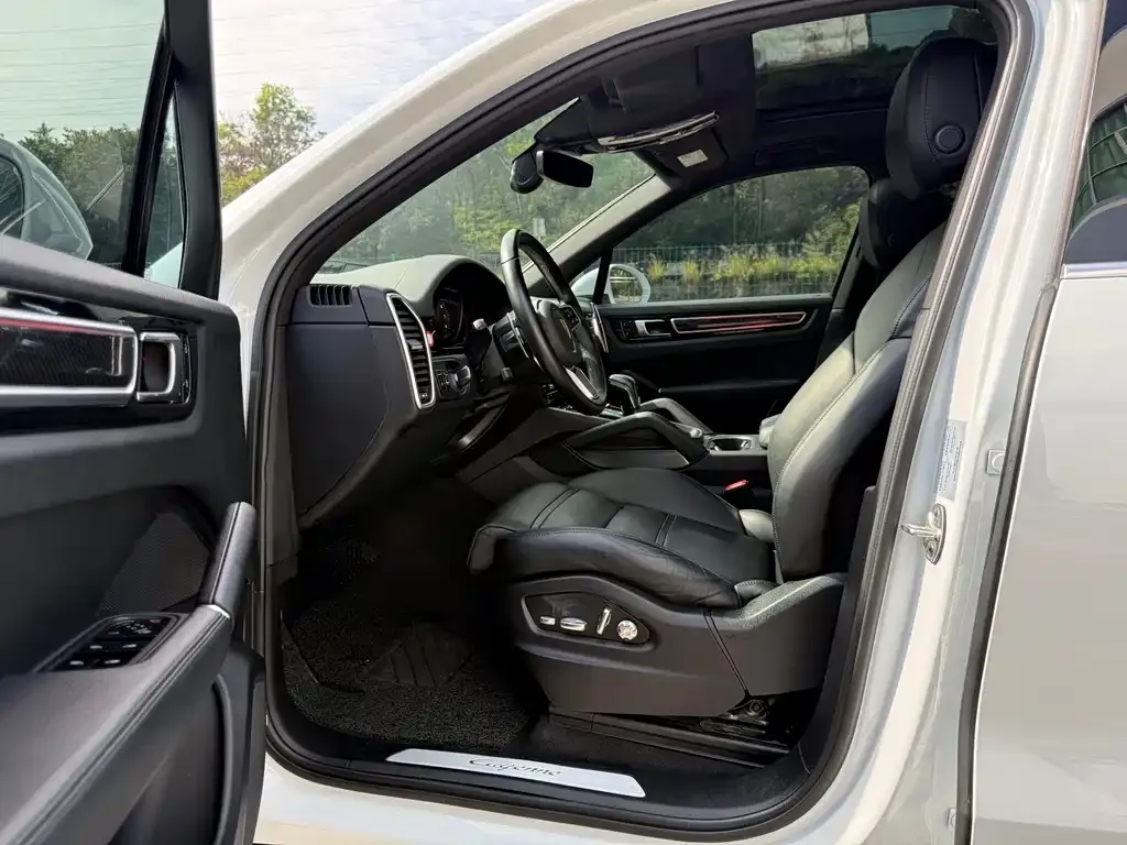Porsche Cayenne 2021 из CN, фото 8