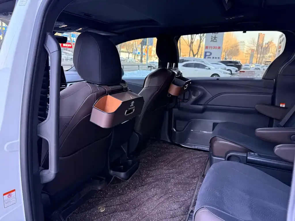 Toyota Granvia 2025 из CN, фото 10