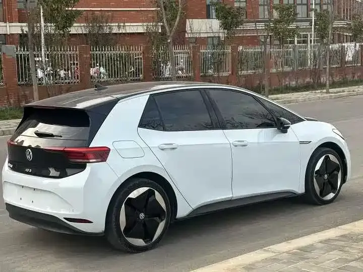 Volkswagen ID.3 2023 из CN, фото 4