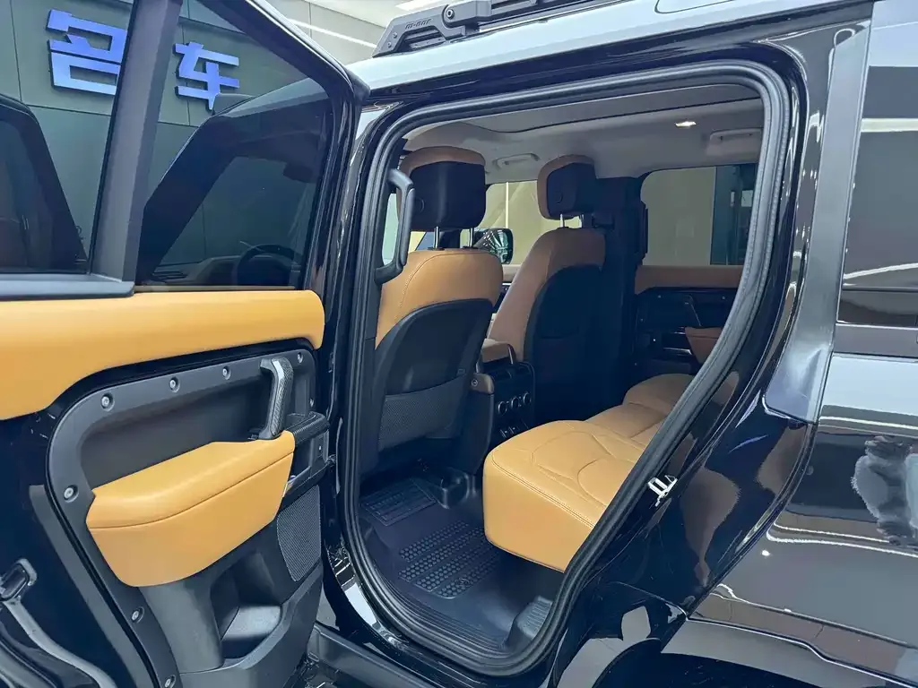 Land Rover Defender 2023 из CN, фото 4