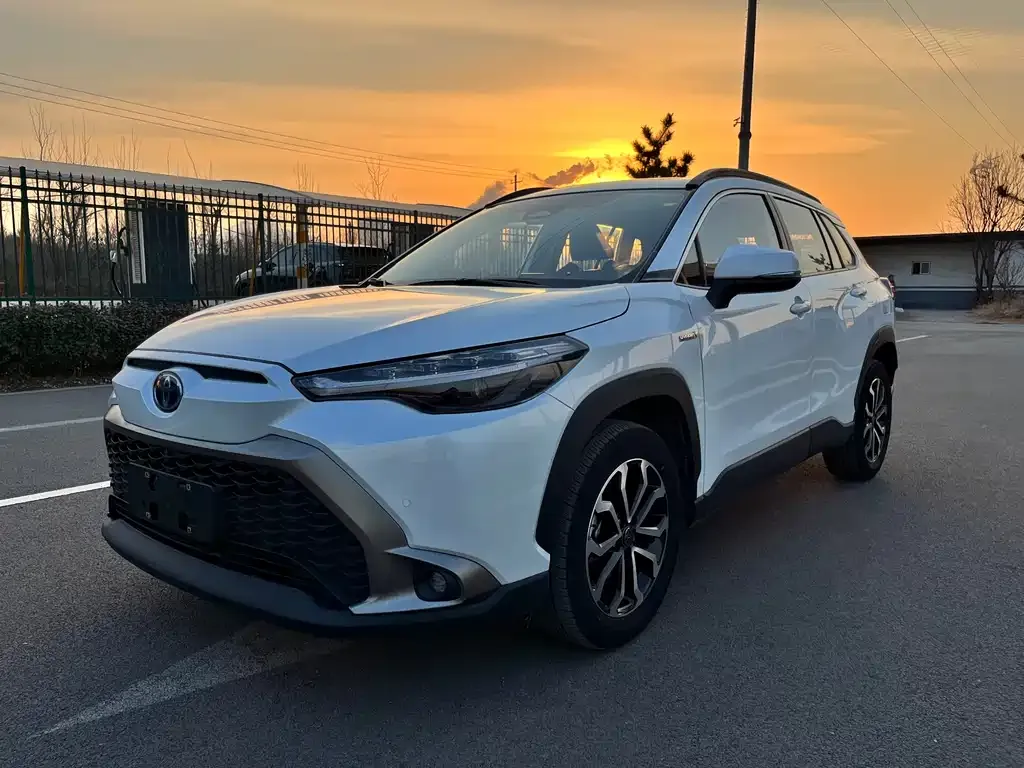 Toyota Frontlander 2023 из CN, фото 1