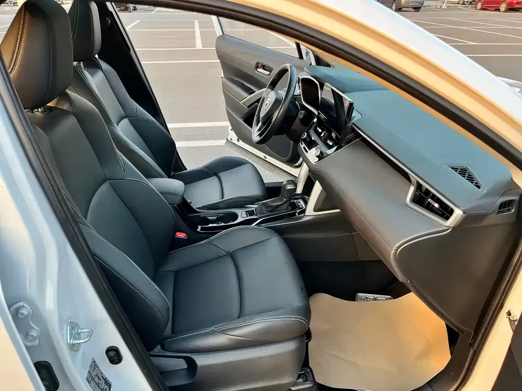Toyota Frontlander 2023 из CN, фото 9