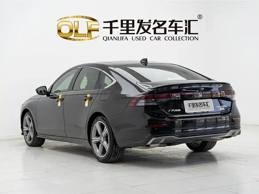 Honda Accord — фото 2