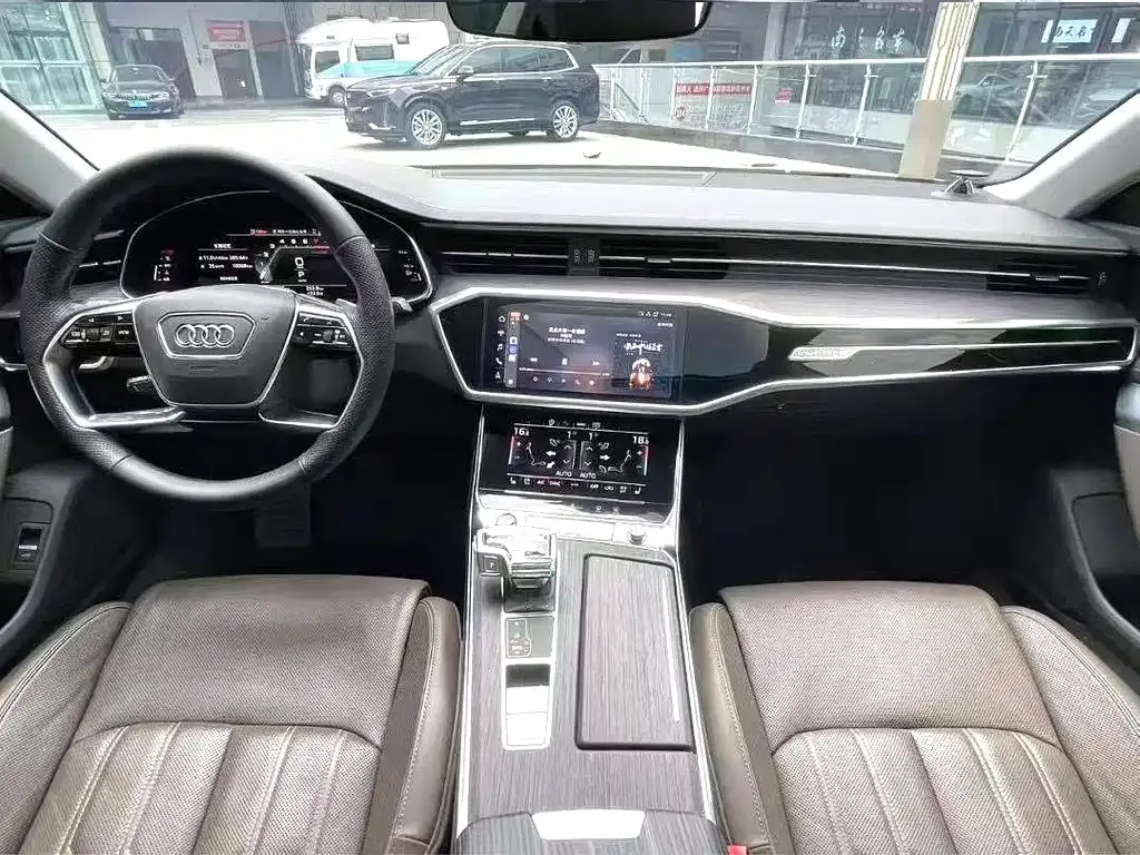 Audi A7L — фото 4