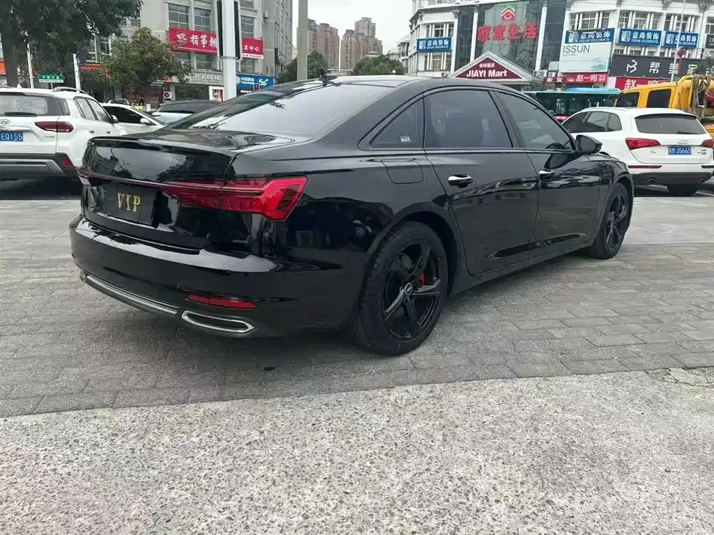 Audi A6L 2022 из CN, фото 3