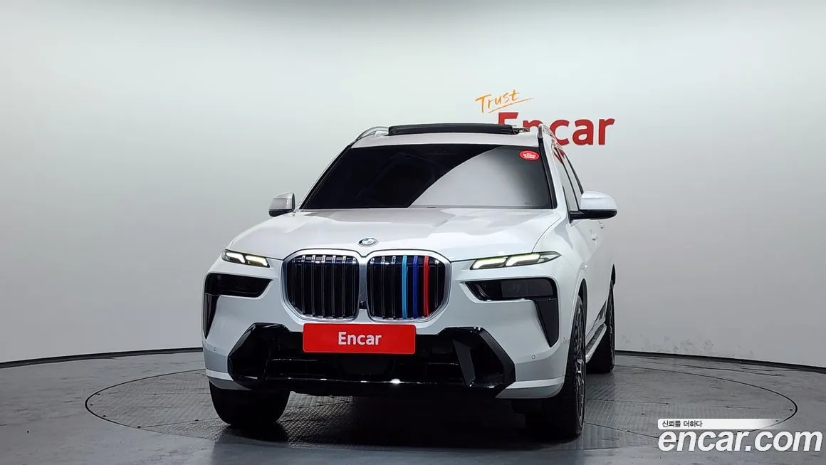 BMW X7 — фото 2