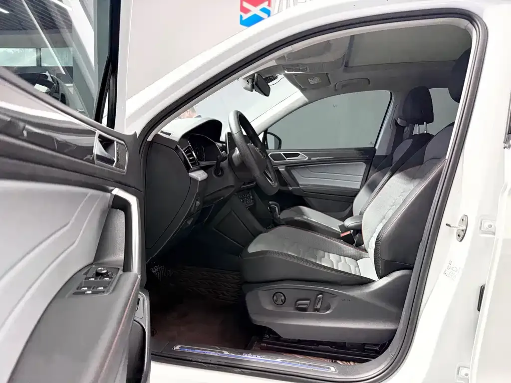 Volkswagen Tiguan L New Energy 2023 из CN, фото 8