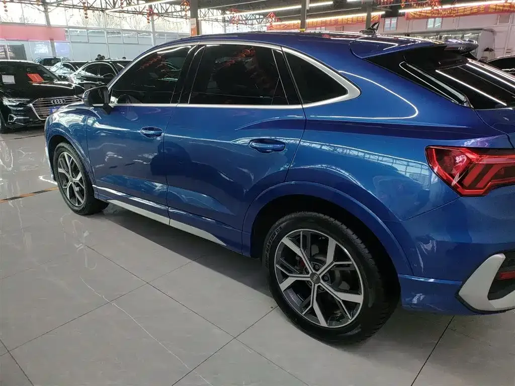 Audi Q3 Sportback 2021 из CN, фото 4