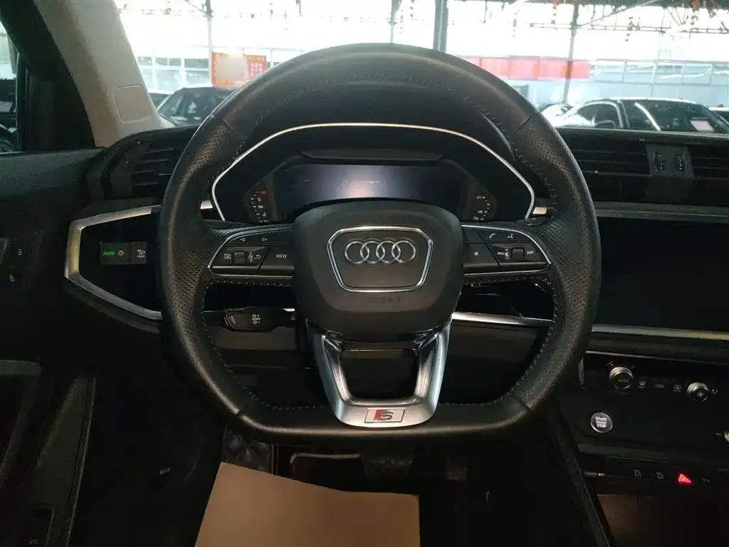 Audi Q3 Sportback 2021 из CN, фото 8