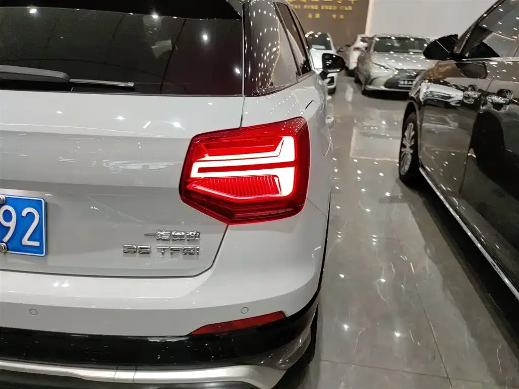 Audi Q2L 2021 из CN, фото 8