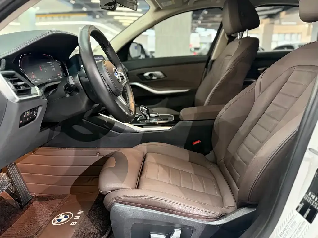 BMW 3 Series 2021 из CN, фото 5