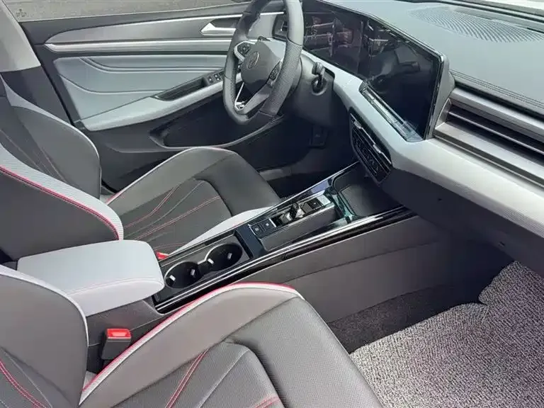 Volkswagen Lamando 2023 из CN, фото 2
