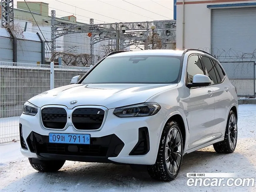 BMW iX3 2024 из KR, фото 10