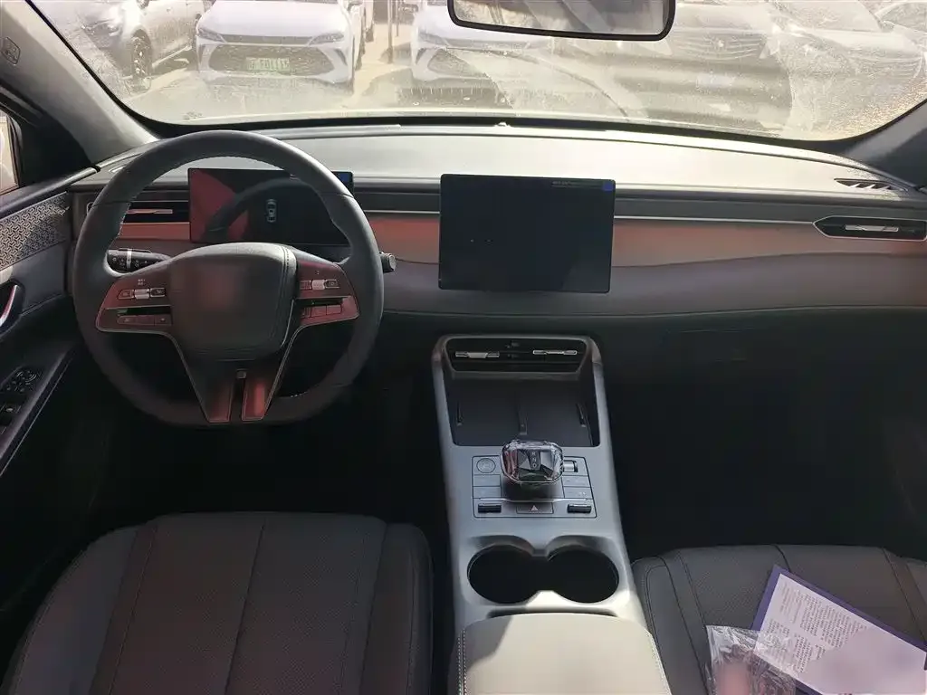 BYD Qin PLUS 2025 из CN, фото 10