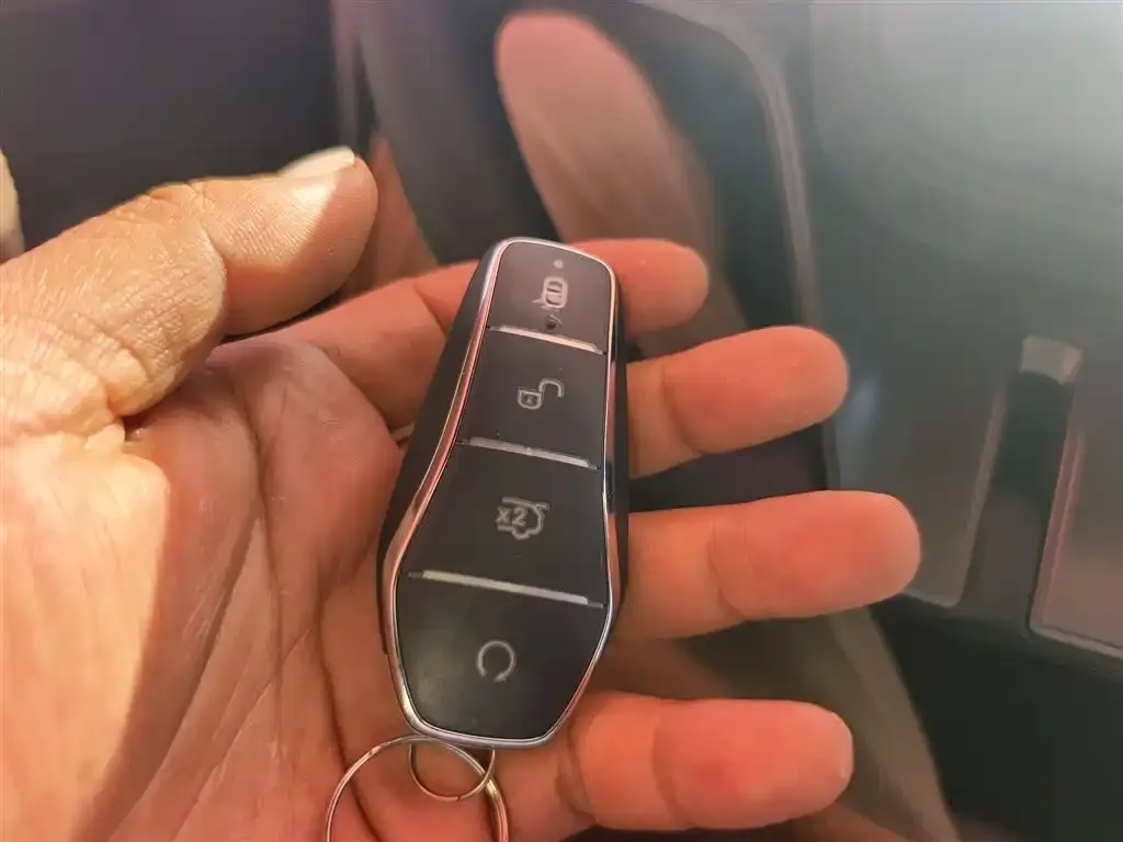 BYD Qin PLUS 2025 из CN, фото 9
